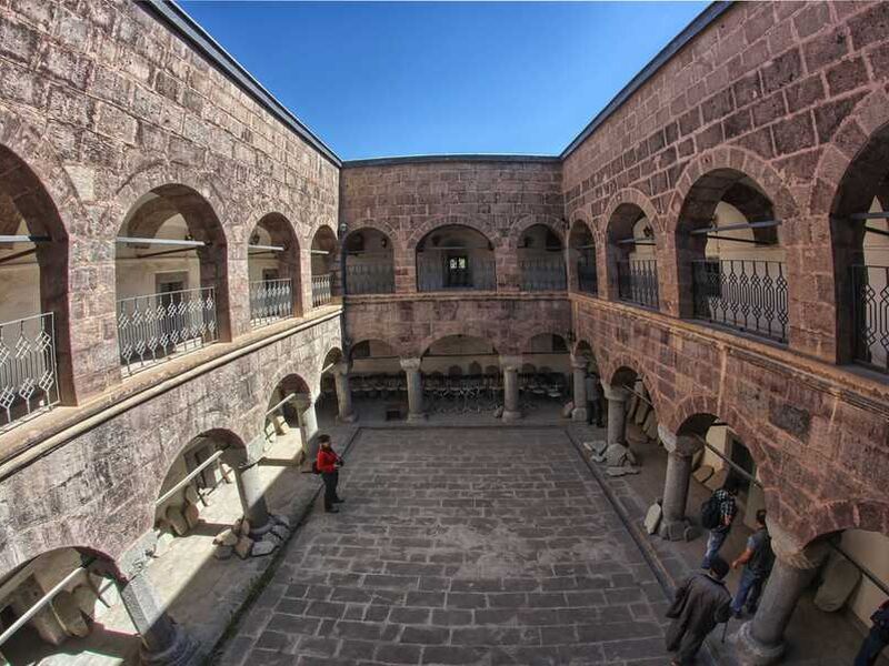 UÇAKLI  VAN-HAKKARİ-ŞIRNAK-SİİRT TURU